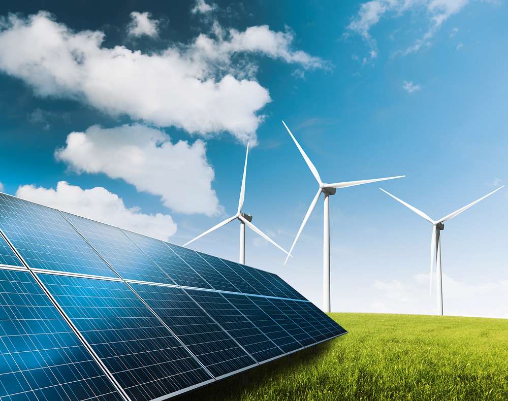 Альтернативные источники энергии для дома: солнечные батареи и ветрогенераторы