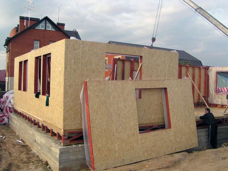 Строительство недорогого частного дома: обзор материалов